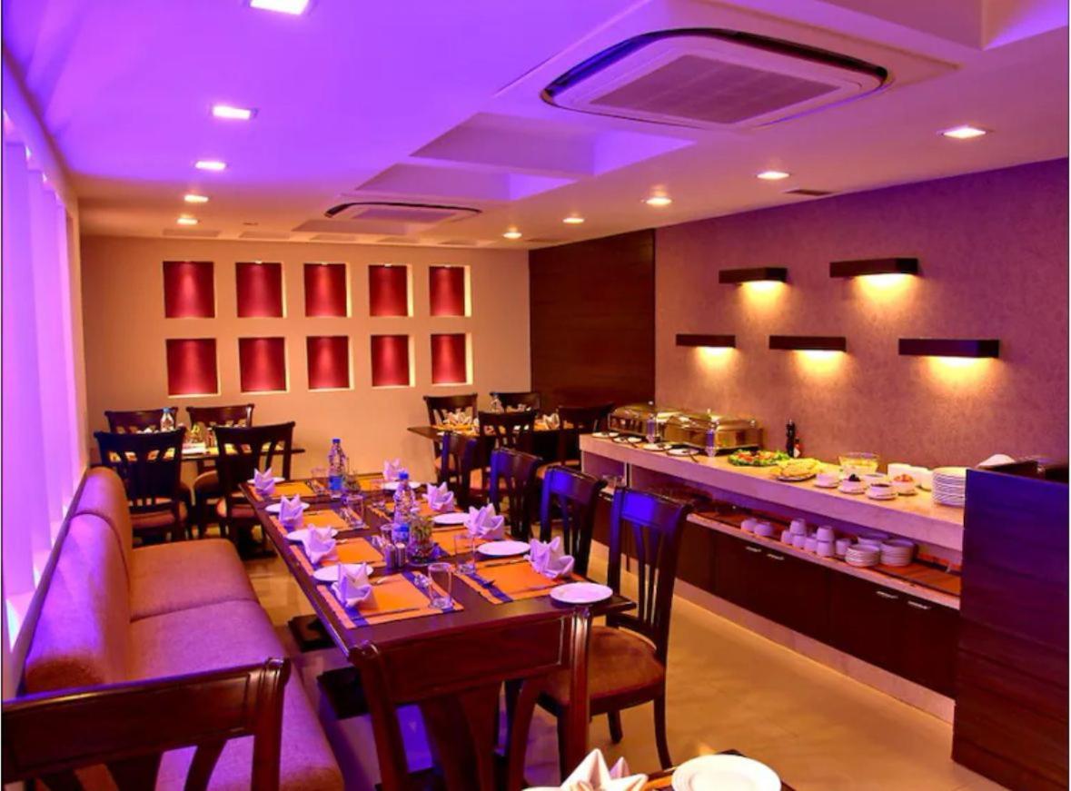 Hotel Florence Inn, Karol Bagh, New Delhi, 2 Min From Metro Екстериор снимка