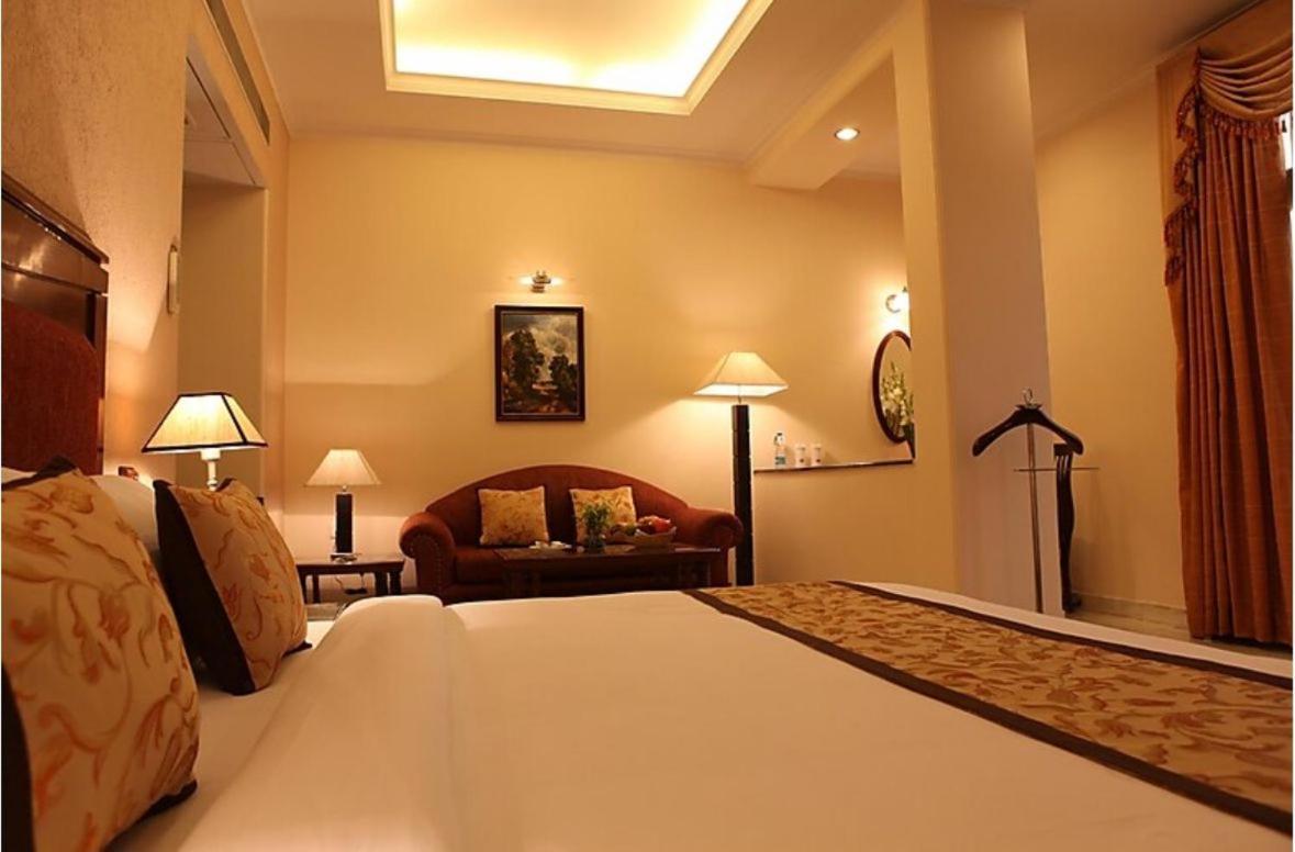 Hotel Florence Inn, Karol Bagh, New Delhi, 2 Min From Metro Екстериор снимка